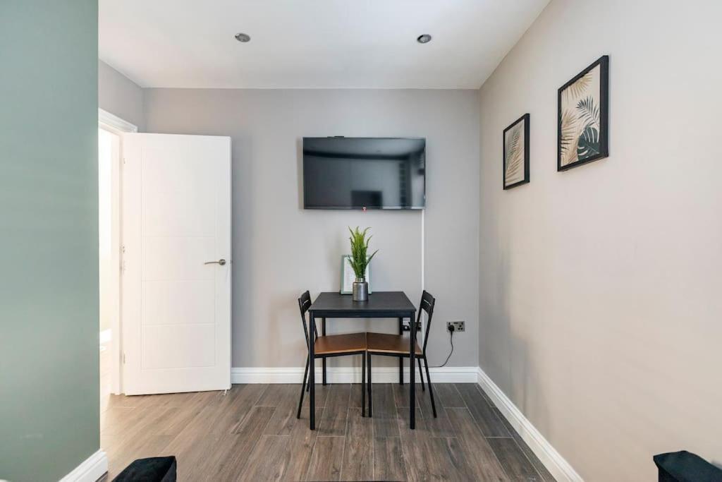 Beautiful Brighton Apartment, 5Min Walk To Beach Eksteriør bilde